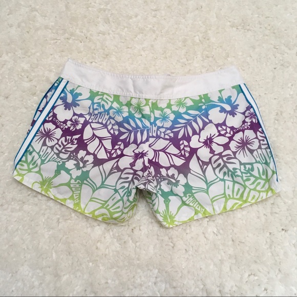Vintage Adidas Women’s Hawaiian Board shorts size Small - Picture 11 of 11